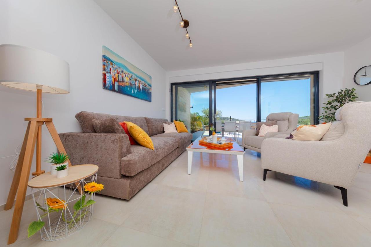 Apartman Oranz Баньоле Екстериор снимка