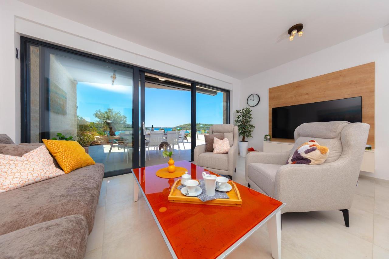 Apartman Oranz Баньоле Екстериор снимка