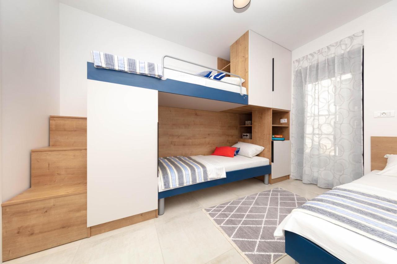 Apartman Oranz Баньоле Екстериор снимка