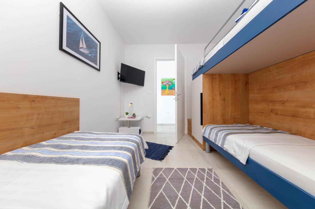 Apartman Oranz Баньоле Екстериор снимка