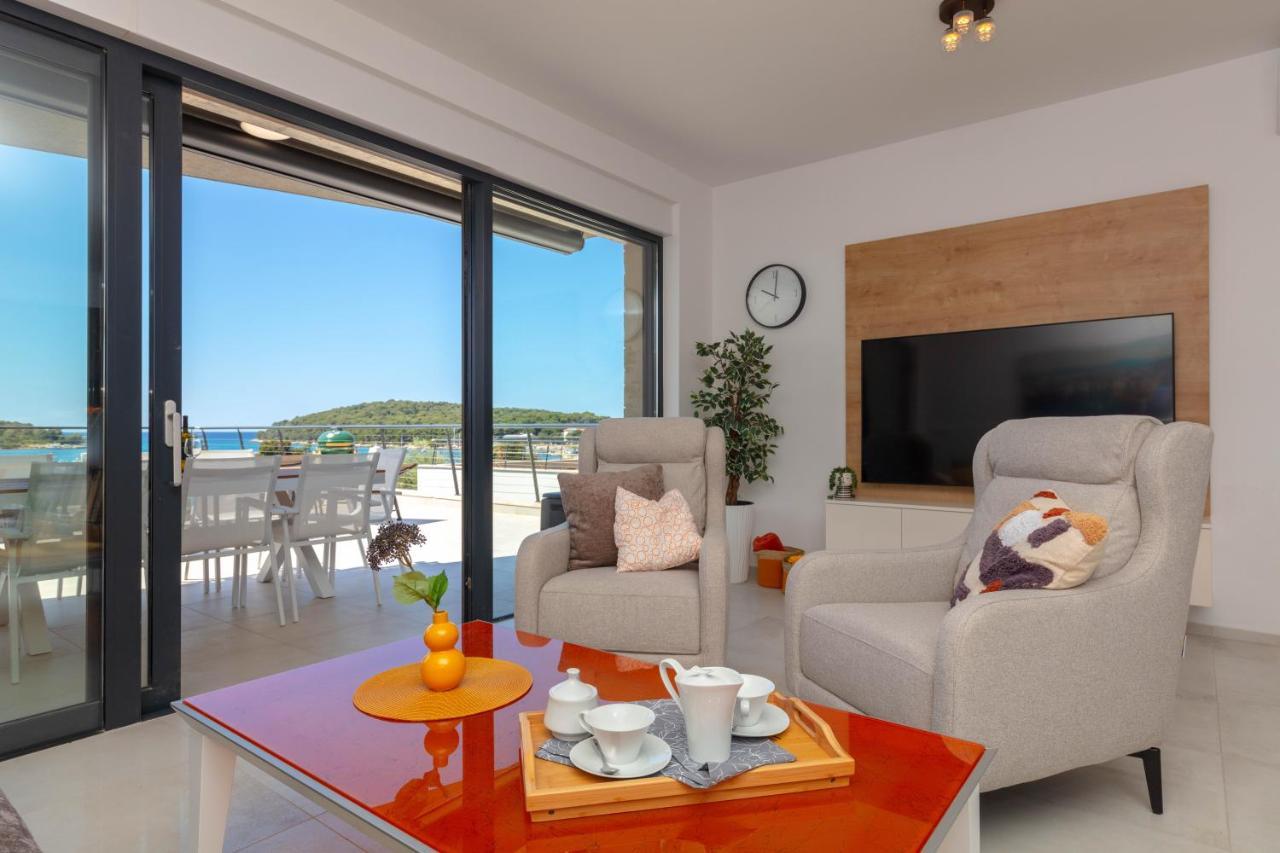 Apartman Oranz Баньоле Екстериор снимка