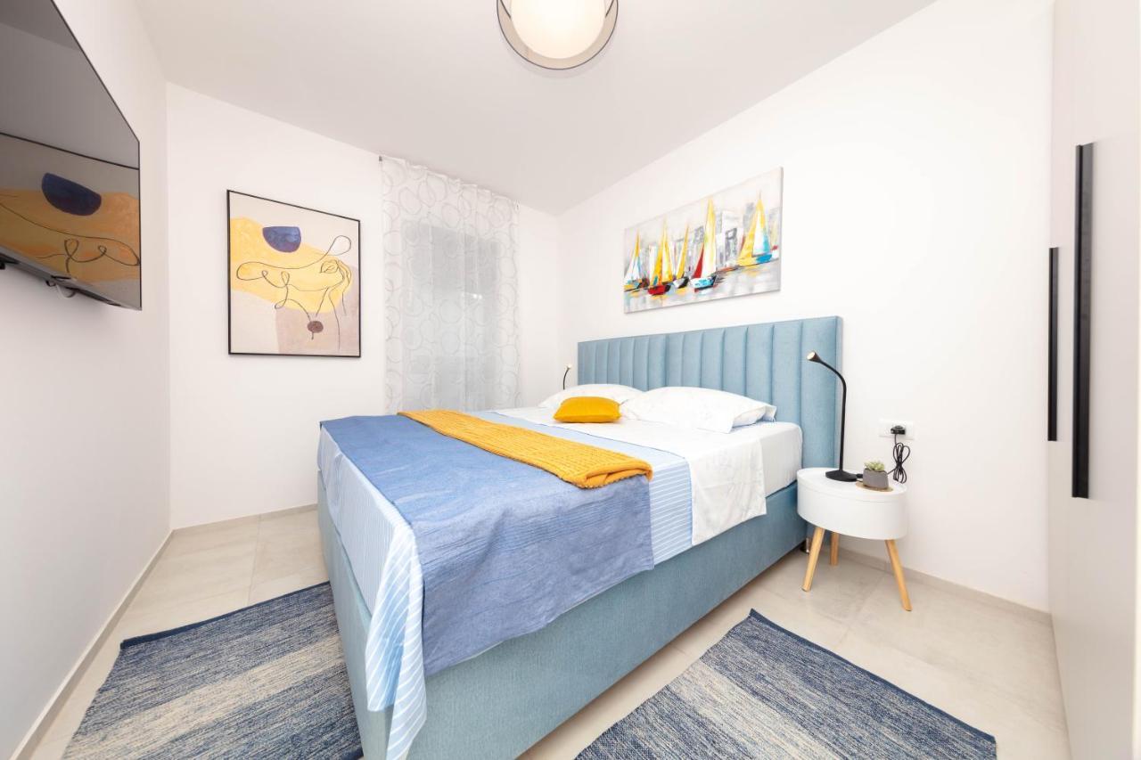 Apartman Oranz Баньоле Екстериор снимка